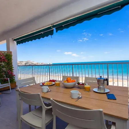 شقة Beachfront Terrace كولرا