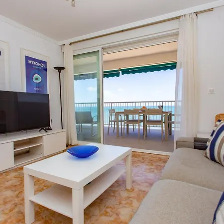 Beachfront Terrace Apartamento *